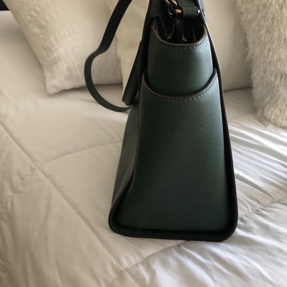 Michael kors bag - Picture 4 of 8